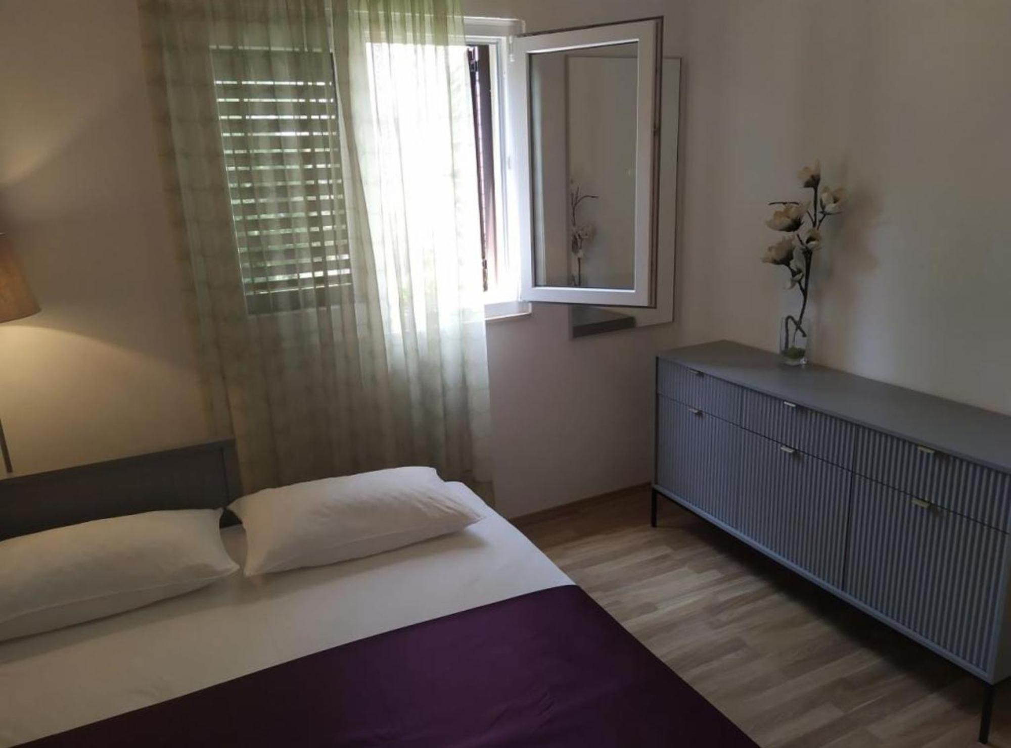 פודגורה Apartments Roscic מראה חיצוני תמונה