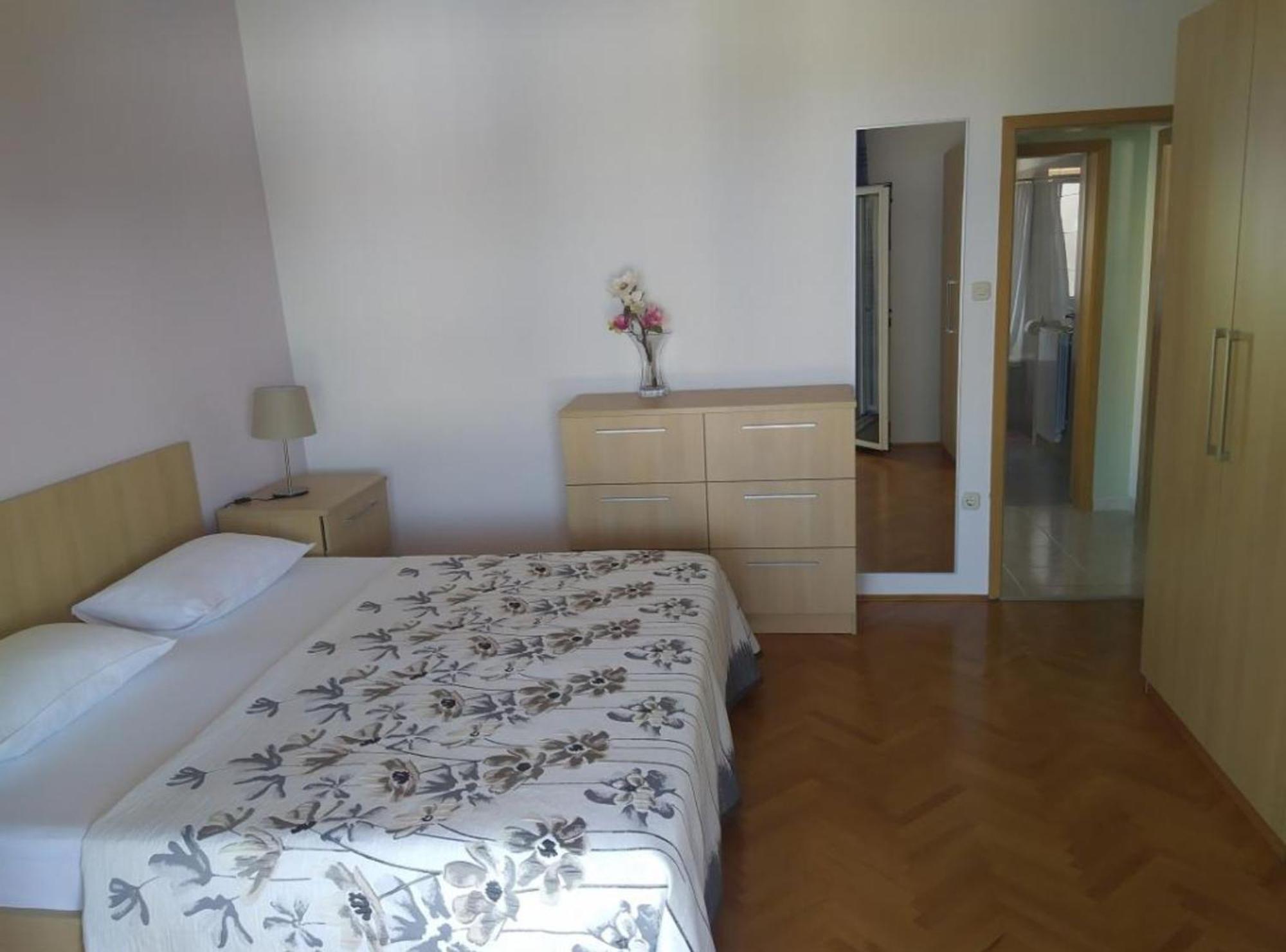 פודגורה Apartments Roscic מראה חיצוני תמונה